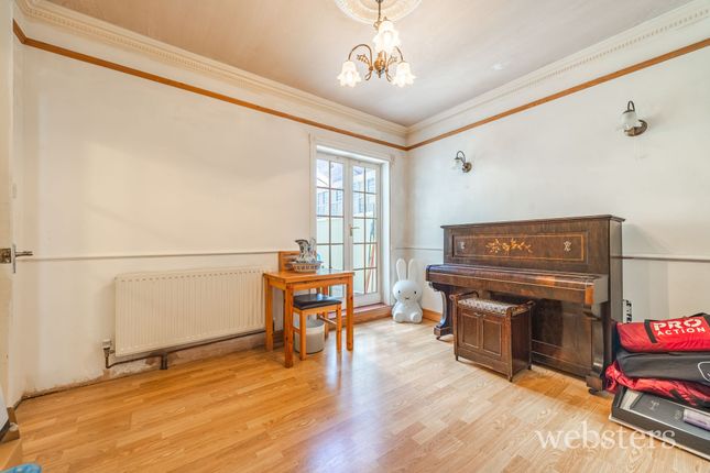 5 Doris Road, Norwich photo 4