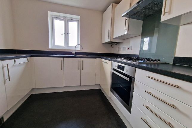 39, Renard Rise, Stonehouse photo 4