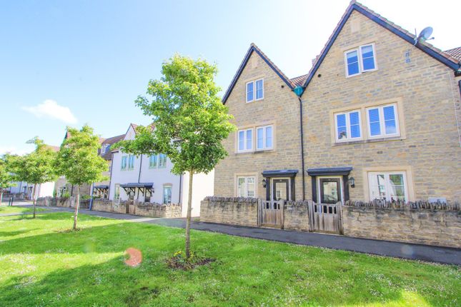 Thumbnail Town house for sale in Weavers Way, Chipping Sodbury