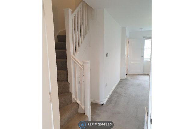 Hosking Close, Wirral photo 5