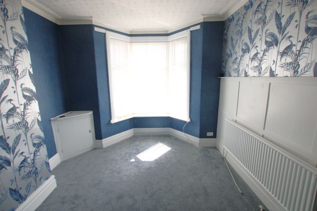 11, School Lane, Blackburn photo 5