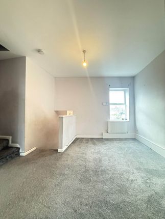 Norwood Road, Southall photo 3