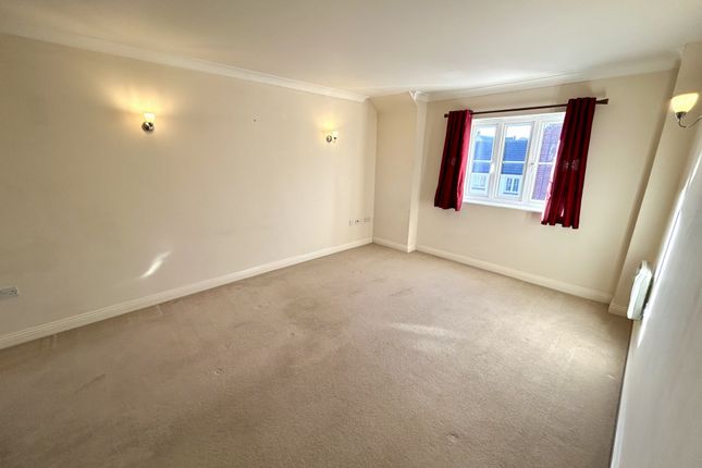 84, Shrewsbury Road, Yeovil photo 2