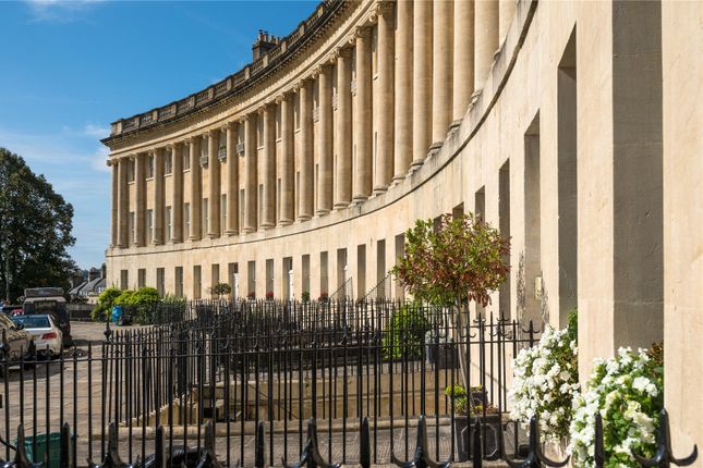 Flat for sale in Royal Crescent, Bath, Somerset BA1