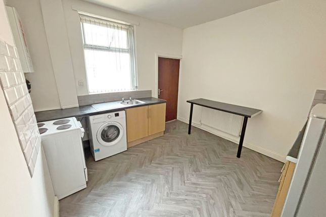 26, Heath Street, Burnley photo 3