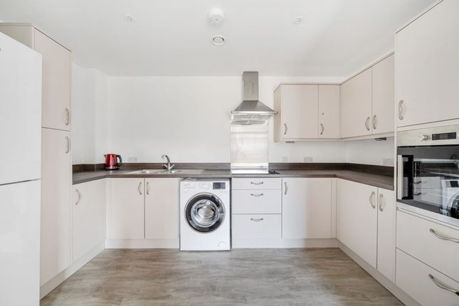 Apt 16, Monaveen, Chichester photo 4