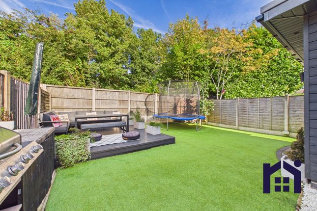 21 Langton Close, Chorley photo 4