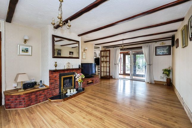 127, Nine Acres, Ashford photo 3