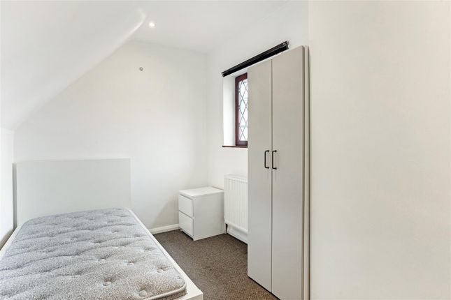 83848_78 Ferrers Avenue (16).Jpg