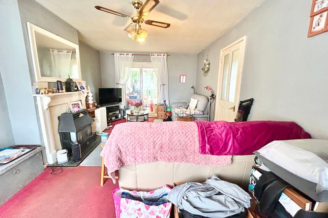 95 Thornpark Rise, Exeter photo 4