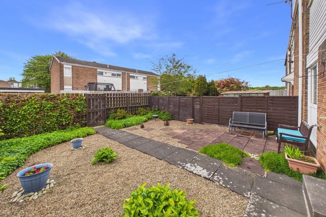 51 Whyndyke, Gateshead photo 4