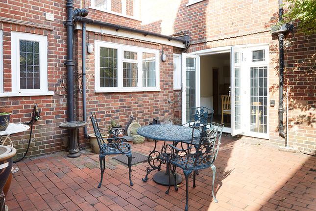 Flat 1, The Red House, 21, Lansdowne Road, Hove photo 3