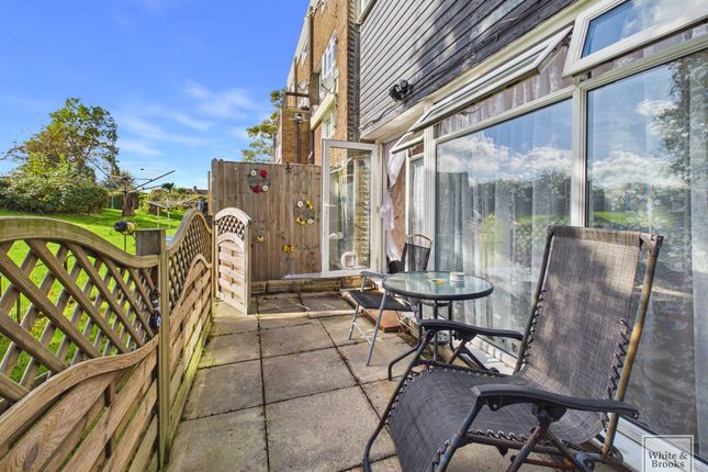 109 Amberley Drive, Bognor Regis photo 4