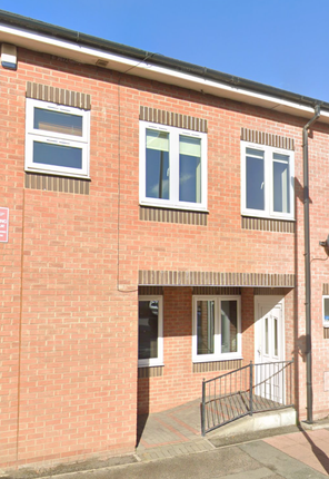 Flat to rent in Ormskirk Road, Wigan WN5