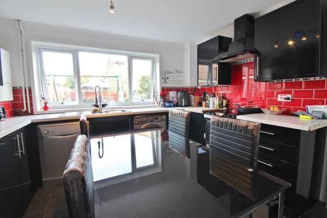 End terrace house for sale in Northern Parade, Portsmouth