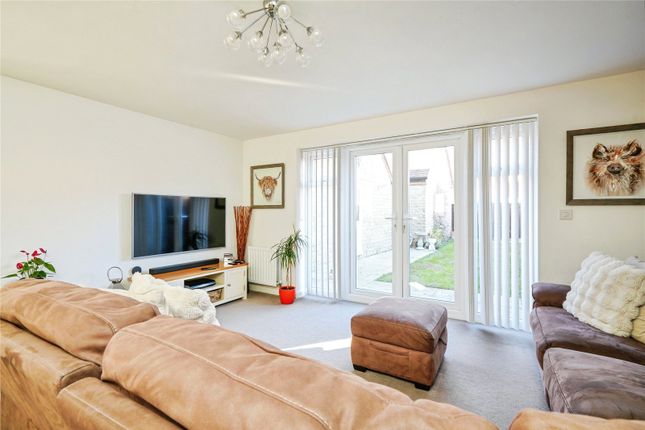 3, Catterick Road, Oxfordshire photo 3