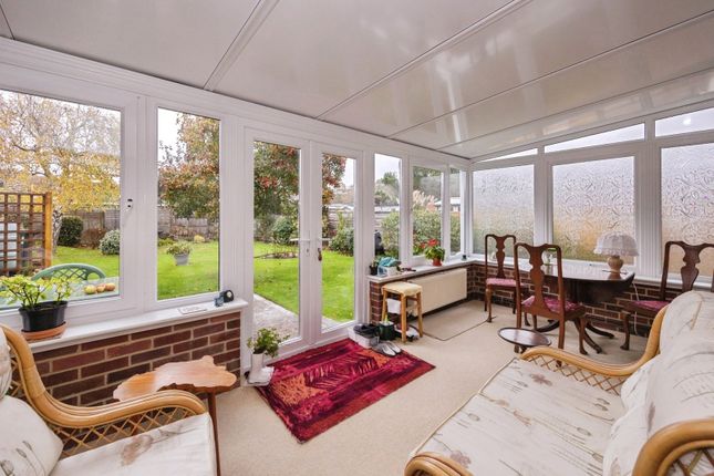 8, Princes Drive, Hampshire photo 4