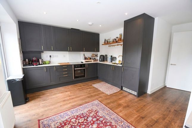 76 Shergar Way, Salford photo 2