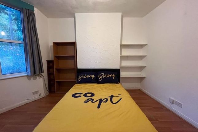 5 Clyde Road, Brighton photo 4