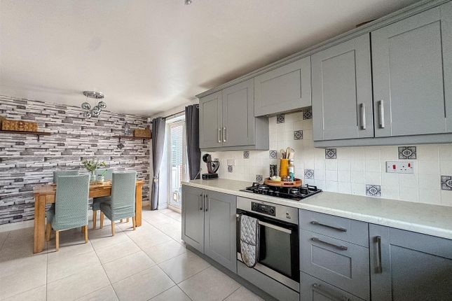 14, Kempe Way, Weston-Super-Mare photo 3