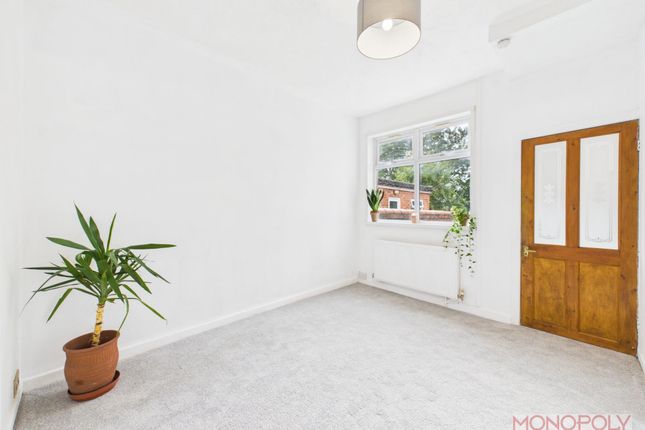 66 Smithfield Road, Wrexham photo 4