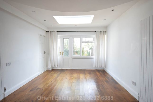 30, Endersleigh Gardens, London photo 4
