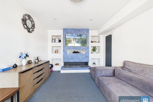 2, Killinghall Grove, West Yorkshire photo 2