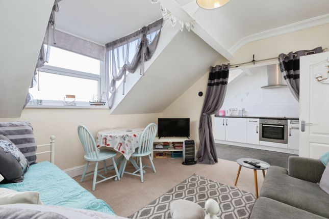 5, flat 6, Carlisle Road, Bridlington photo 2