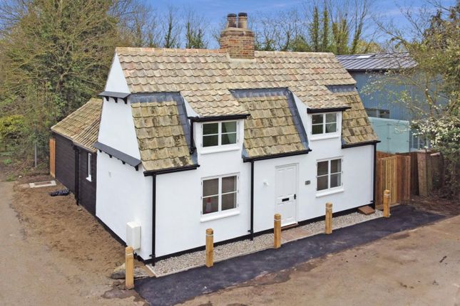 Thumbnail Cottage for sale in Market Street, Swavesey, Cambridge