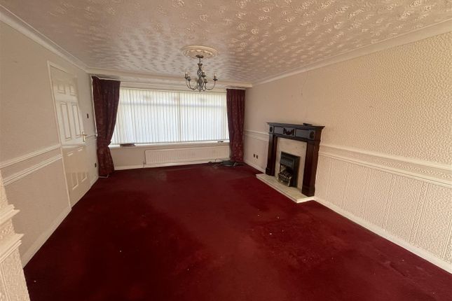 33, Rothesay, Chester Le Street photo 2