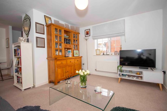 20, Drury Court, Gerrards Cross photo 4