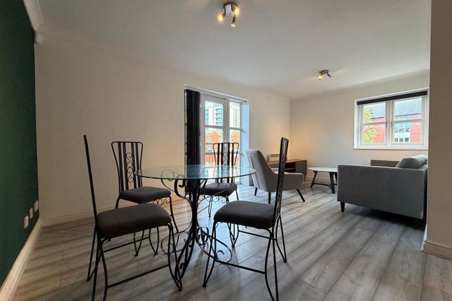 Apt 60, Thomas Telford Basin, Manchester photo 4