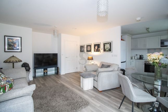 82 Inver Road, Leicester photo 3