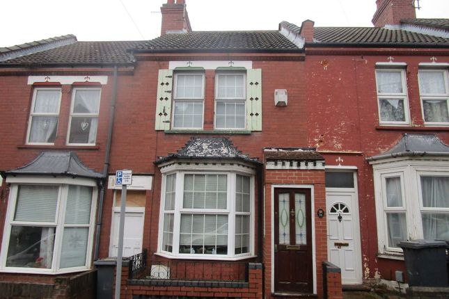 Thumbnail Terraced house for sale in 56 Russell Rise, Luton, Bedfordshire