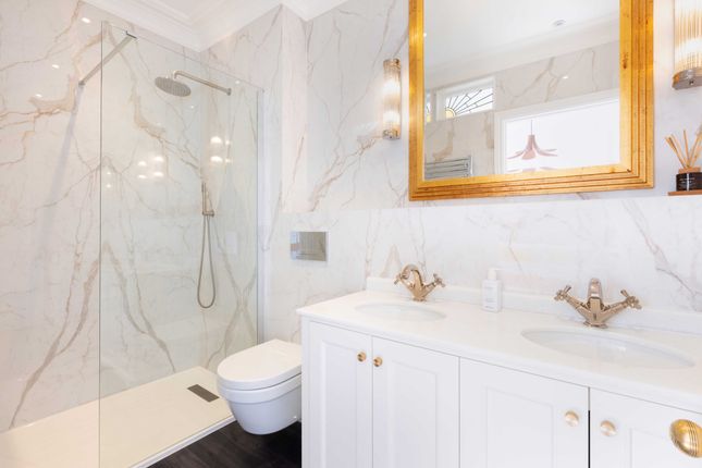 684c468c825c3_Lancefield-House-7