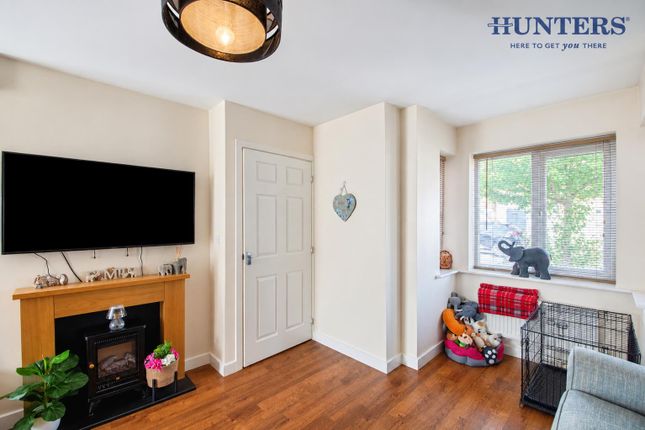 87, St. Thomas Way, Rugeley photo 4