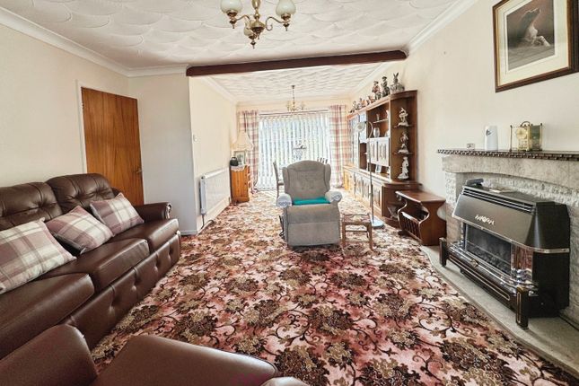6, Newholme Drive, Doncaster photo 3