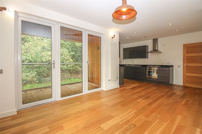 5 Orion Court, Clock House Gardens, Hertfordshire photo 2