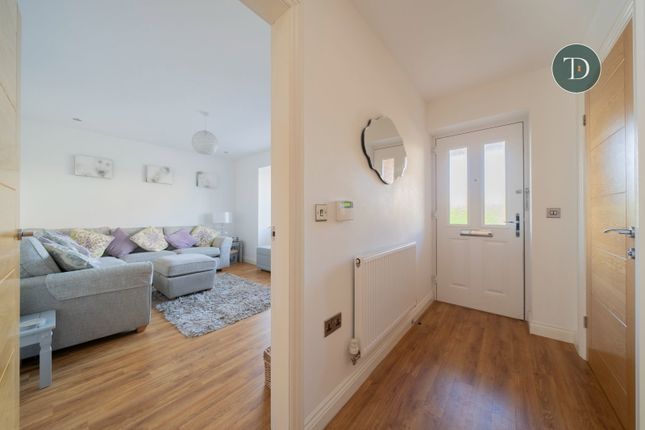 12, Shones Croft, Neston photo 2
