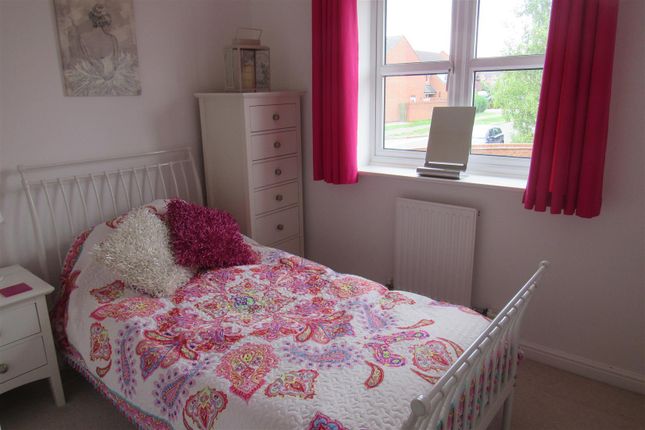 Detached house to rent in Jewsbury Way, Braunstone, Leicester