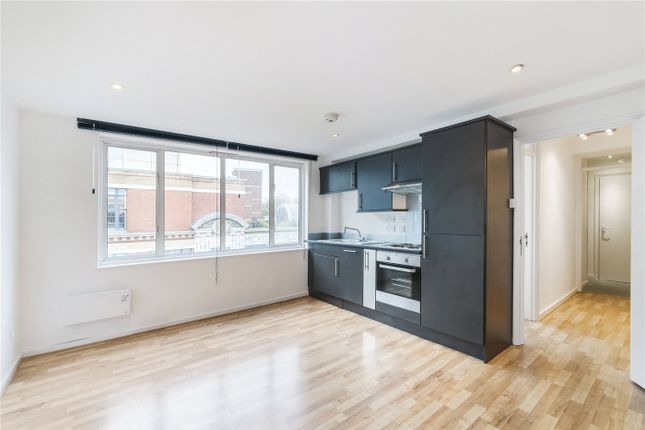 Thumbnail Flat to rent in Elden House, 88 Sloane Avenue, London