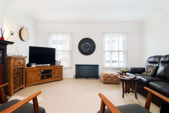 39a, Bridge Road, East Molesey photo 2
