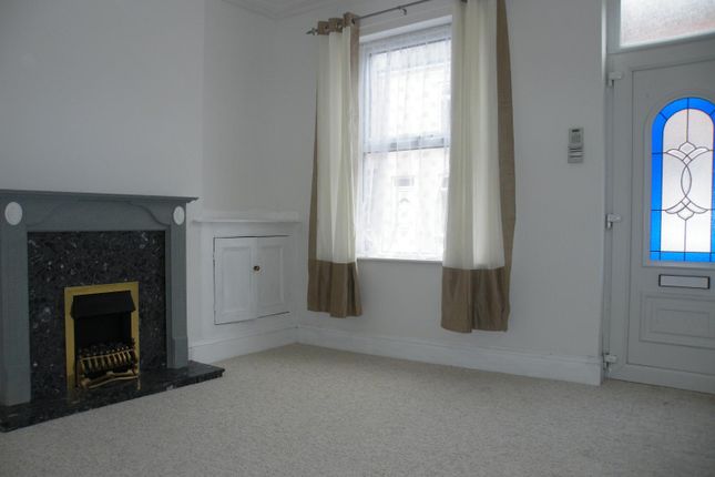 35, Nottingham photo 5