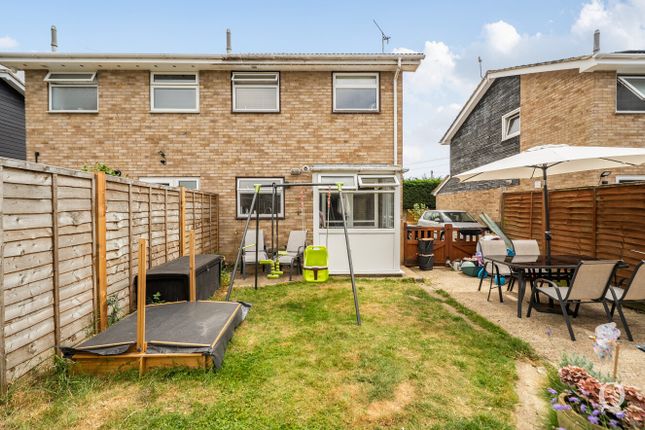 42, Elder Close, Maidstone photo 4