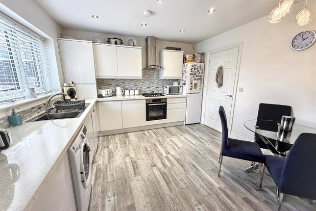 11, Fern Close, Prudhoe photo 3