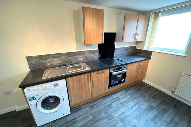 Flat 7, 117, King Street, Alfreton, Derbyshire photo 3
