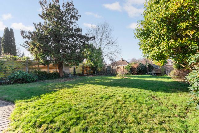 127, Walton Road, Sidcup photo 2