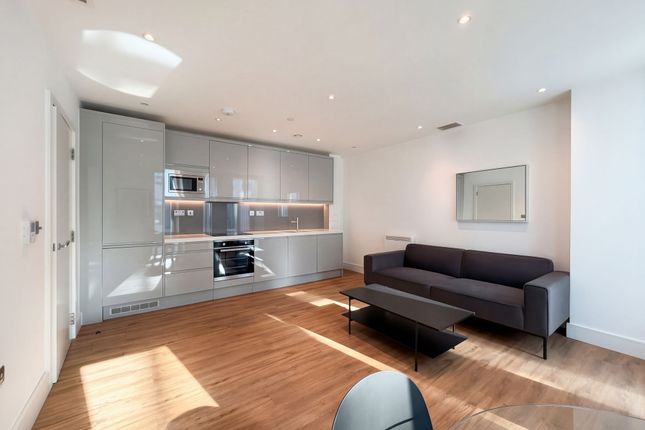 503 West Gate, London photo 2