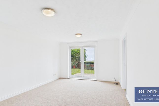 49, Topcliff, Sunderland photo 2
