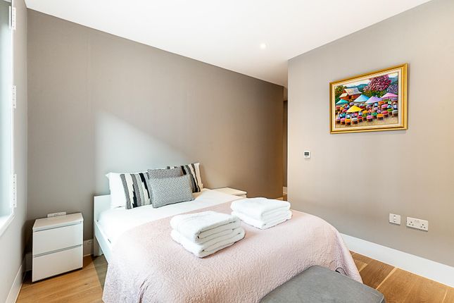 Flat 8, UKES, Fulham High Street, Nightingale House, London photo 4